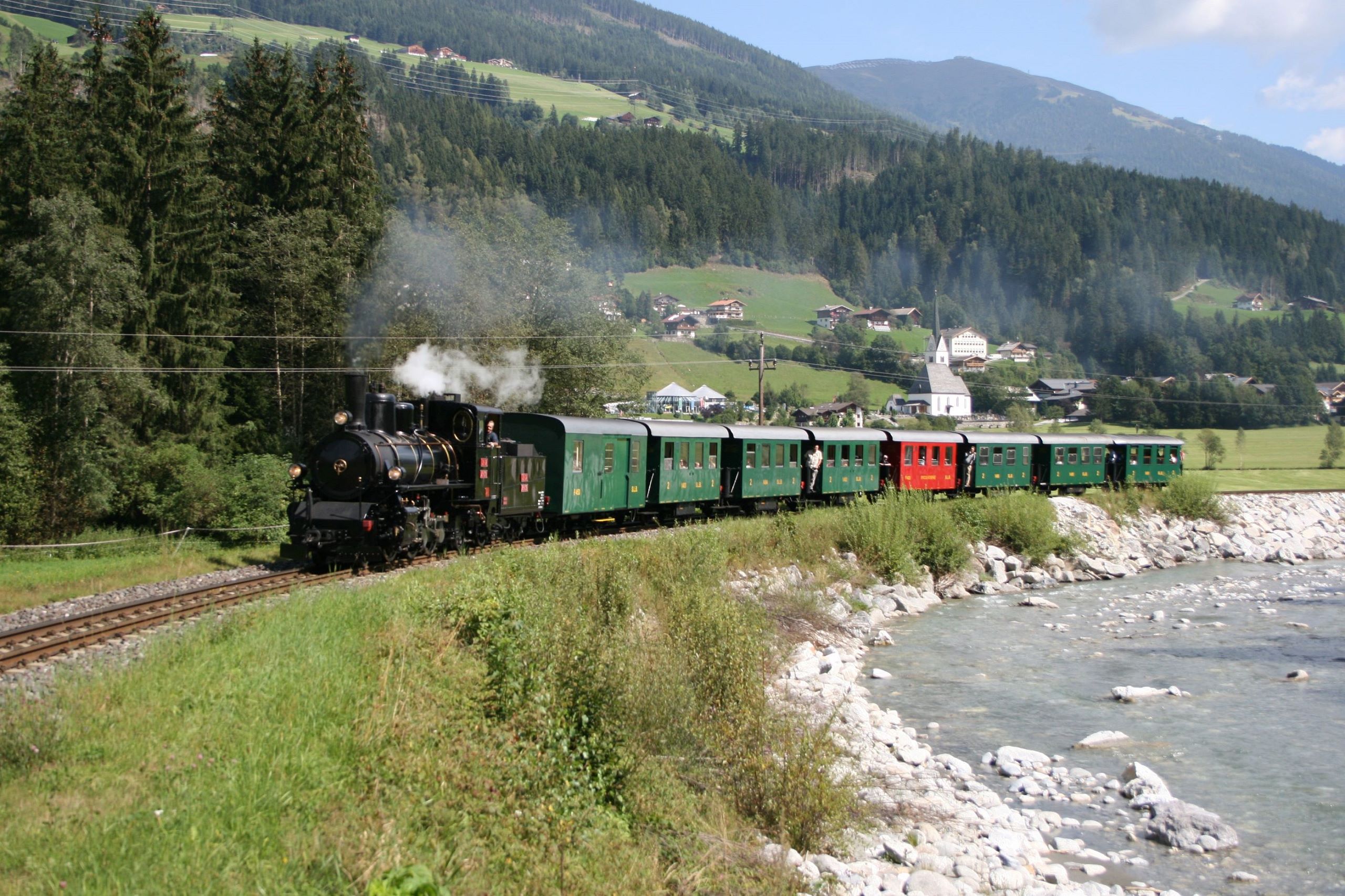 Nostalgiezug Dampflok Pinzgauer Lokalbahn